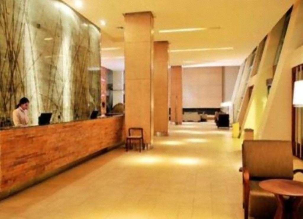 Hotel Dreams Valdivia Interior foto The lobby of the hotel